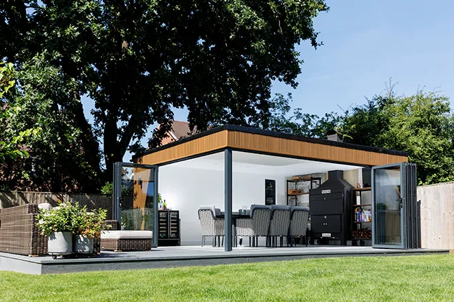 Garden-Gym-with-Storage-Room